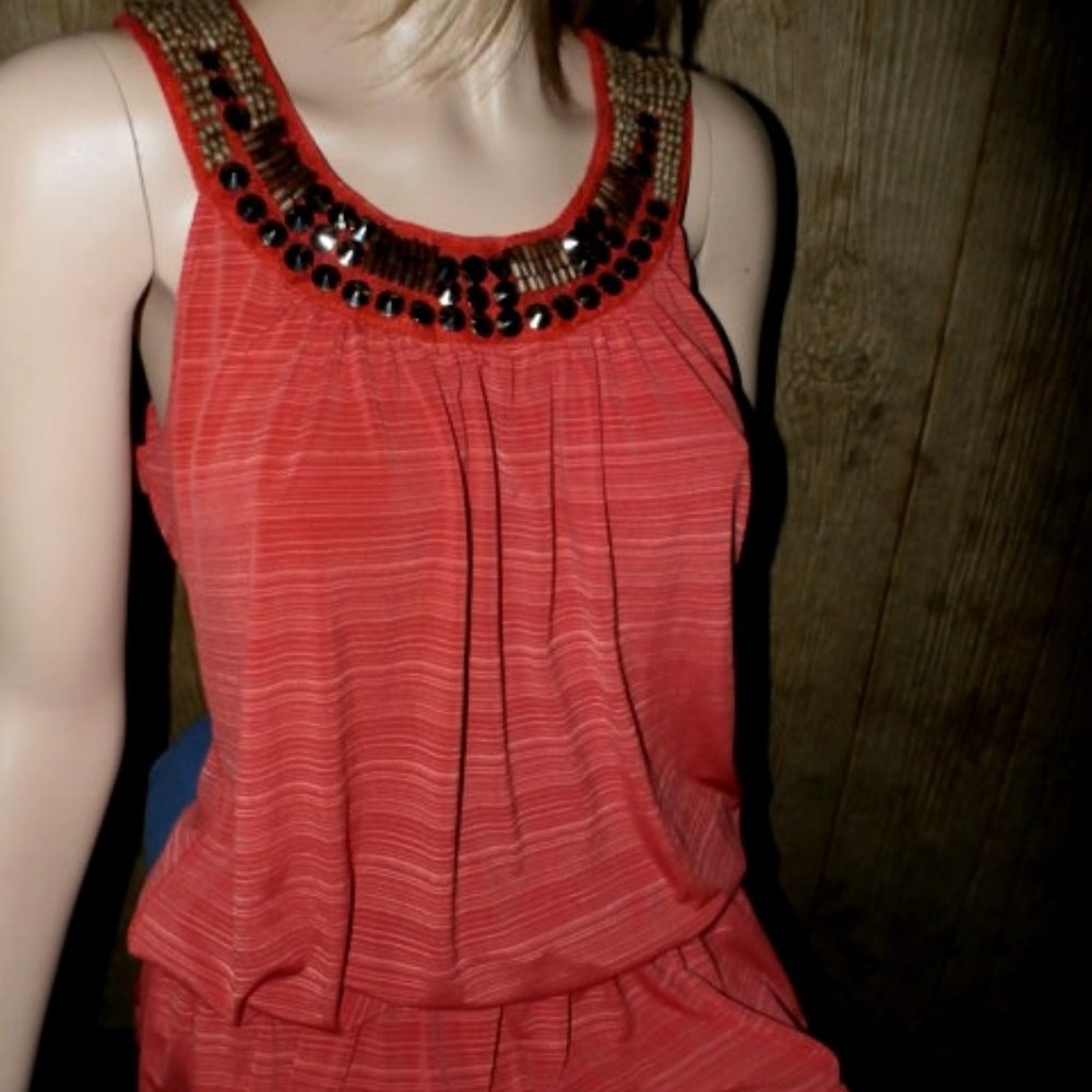 NEW Heart Soul beaded top  Twist Keyhole back Lg